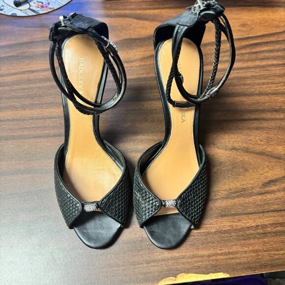 Black Badgley Mischka Kandyce peep toe ankle strap basket weave Size 8 M - Picture 2 of 5